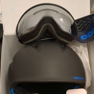 Odoland Ski Or Snowboard Helmet And Goggles In Black And Blue, Size Medium